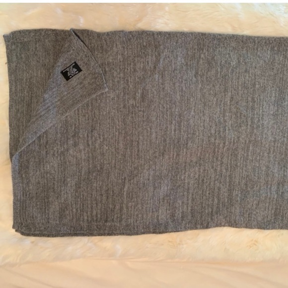 New V Fraas Gray Cashmere Gold Shimmer Blend SCARF Wrap - Picture 1 of 7